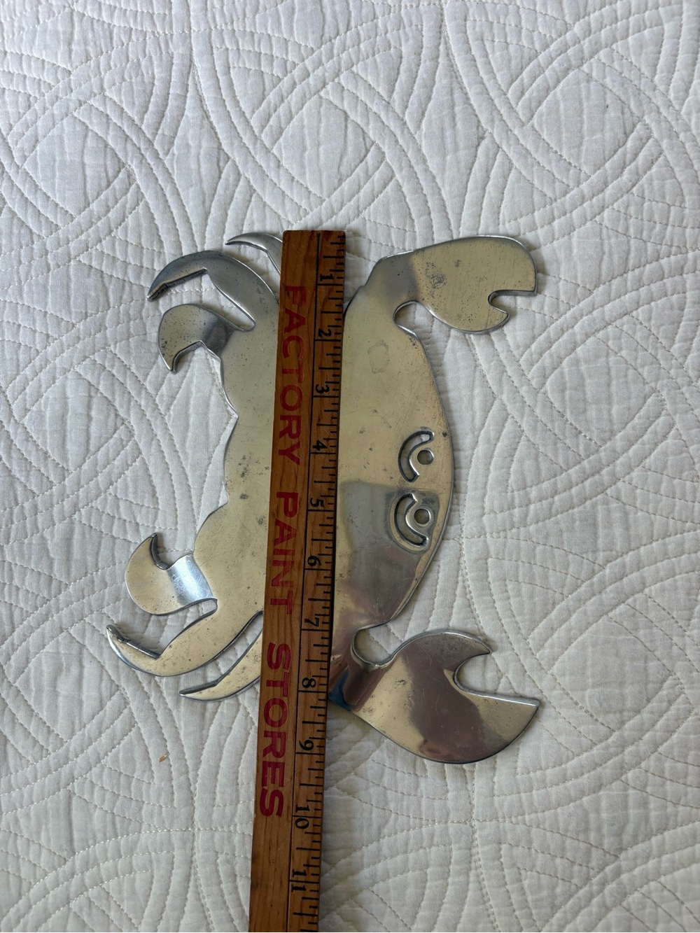 Coastal Crab Rustic Aluminum Trivet - Picture 5 of 8